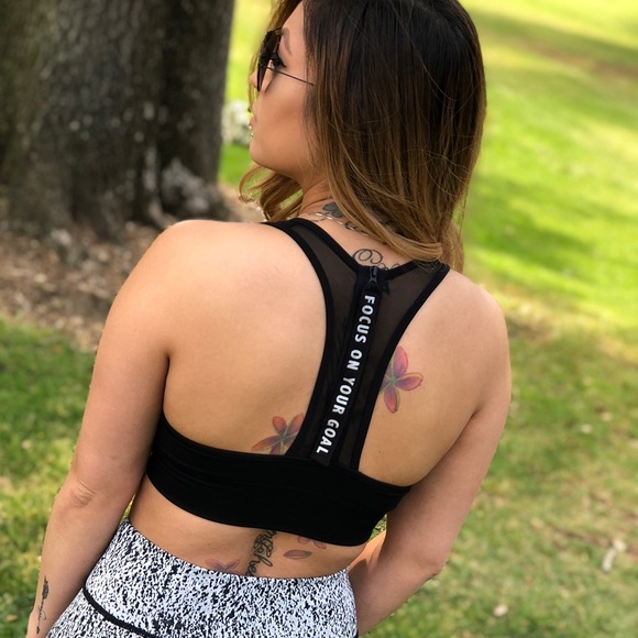 Focus On Your Goal! Sports Bra - Picture 1 of 2
